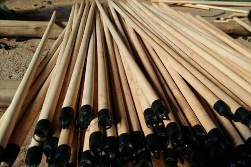 Cán chổi gỗ tự nhiên