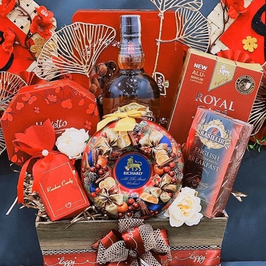 Giỏ quà tết Hamper - set theo yêu cầu - NBP004