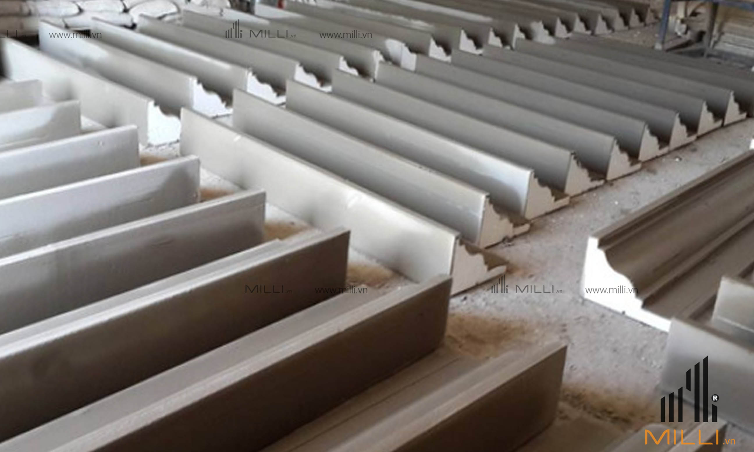 Sản xuất tấm panel bê tông sợi thủy tinh GFRC
