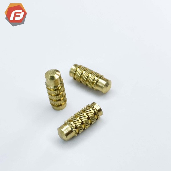 Đai ốc chèn nhựa