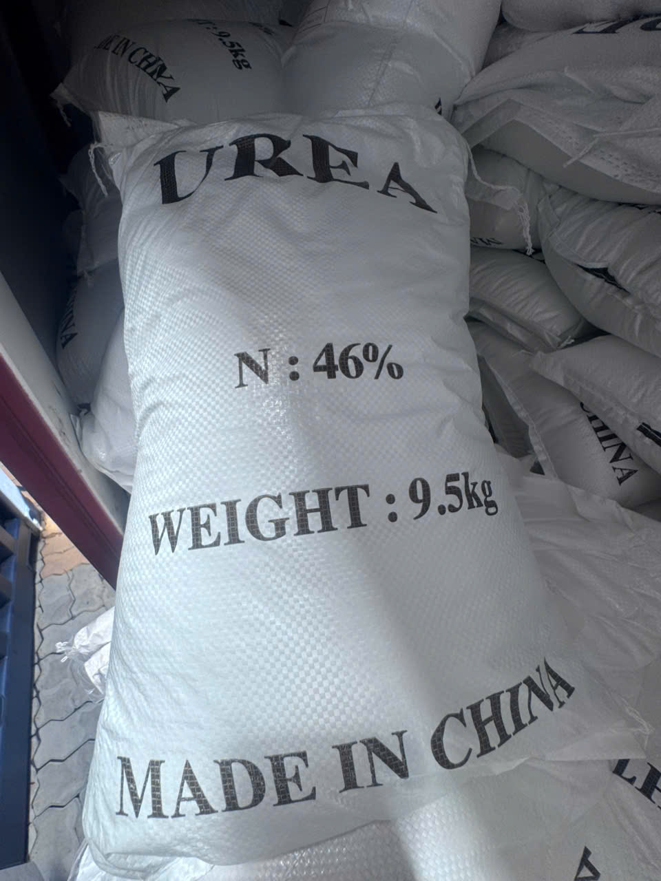 Phân bón Urea