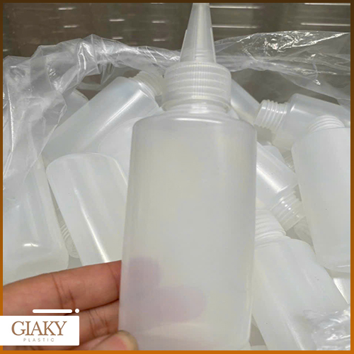 Gia công chai lọ nhựa