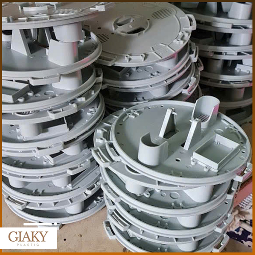 Gia công chi tiết nhựa