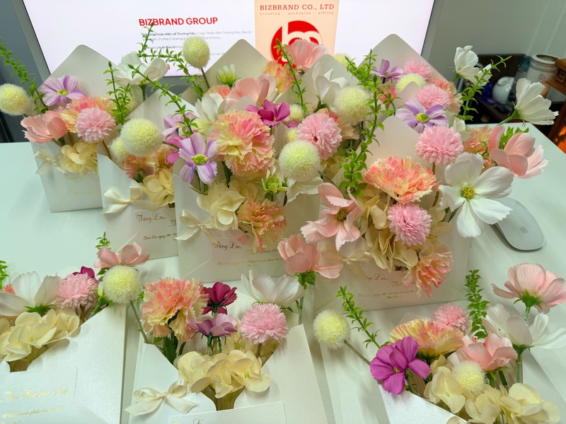 Thiết kế quà tặng ngày lễ