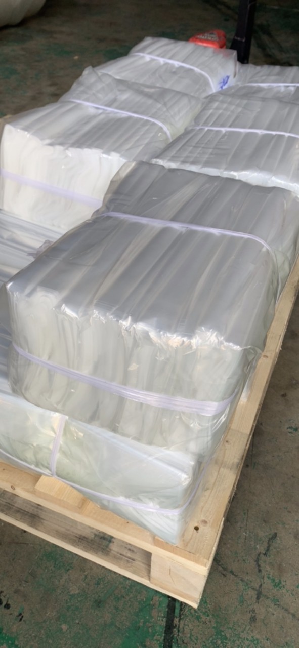 Túi PE - Vật Liệu Đóng Gói VN - Công Ty TNHH Xuất Nhập Khẩu Gỗ Xẻ VN