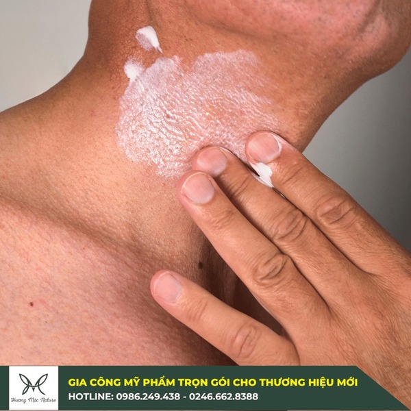 Gia công mỹ phẩm cho nam giới - Hóa Mỹ Phẩm Hương Mộc - Công Ty Cổ Phần Hóa Mỹ Phẩm Hương Mộc