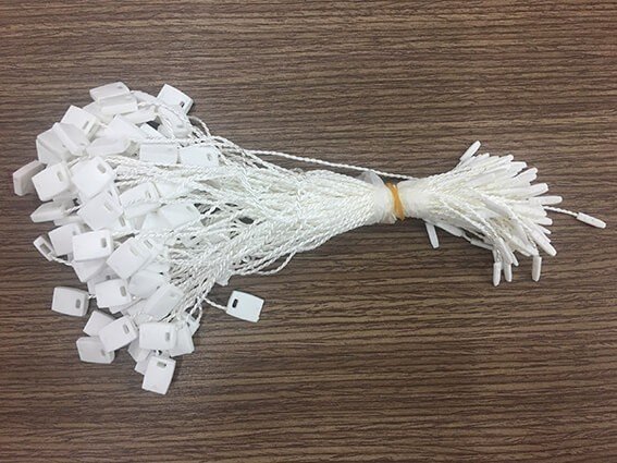 Dây treo nhựa - Phụ Liệu May Hùng Mai - Công Ty Cổ Phần Thương Mại & Sản Xuất Phụ Liệu May Hùng Mai