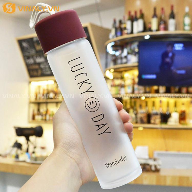 Bình thủy tinh mờ in chữ/in logo - Quà Tặng Vinaly - Công Ty Cổ Phần Sản Xuất Và Thương Mại Vinaly