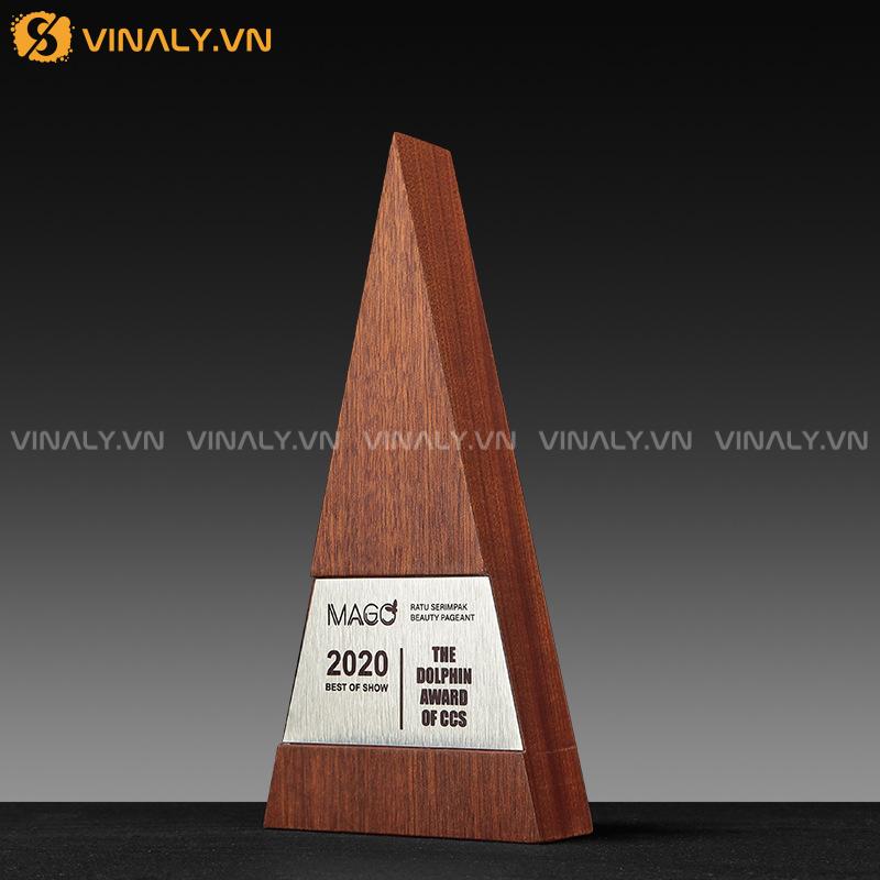 Kỷ niệm chương gỗ - Quà Tặng Vinaly - Công Ty Cổ Phần Sản Xuất Và Thương Mại Vinaly