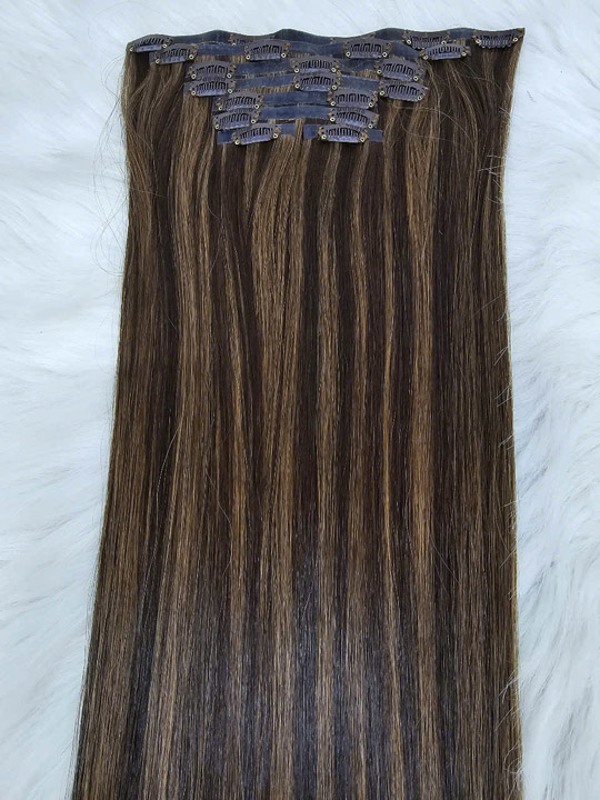 Tóc nối kiểu Clip-in với phần mở rộng liền mạch