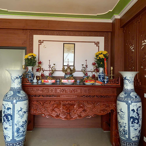 Nội thất phòng thờ