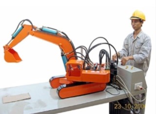 Mô hình máy xúc điều khiển thủy lực
