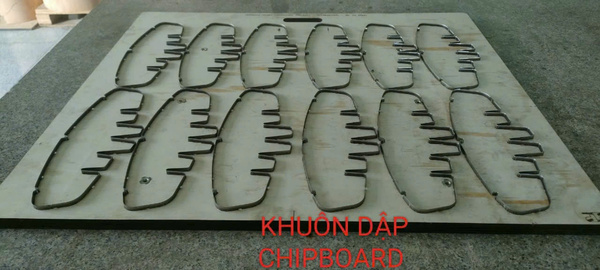 Khuôn dập chipboad