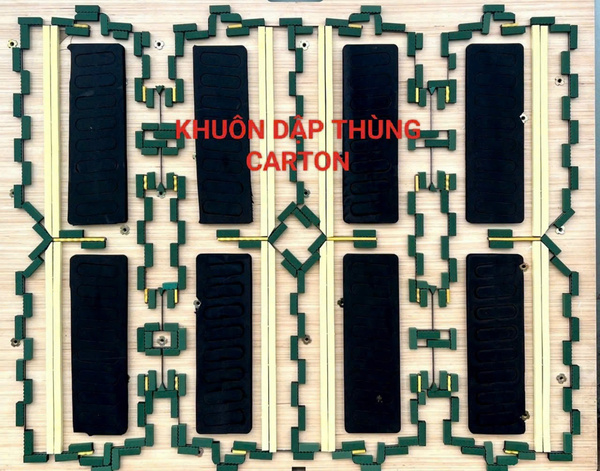 Khuôn dập thùng carton