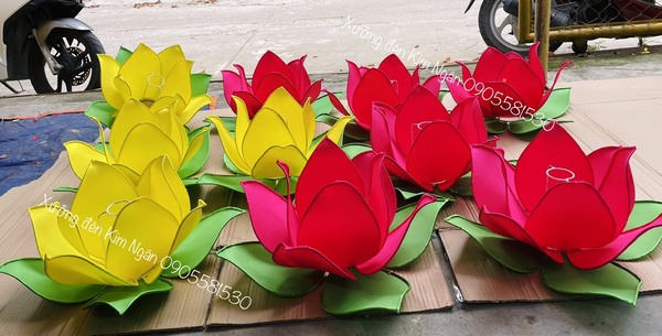 Đèn lồng hoa sen M2