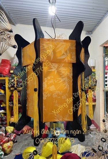 Đèn lồng lục giác gấm vàng