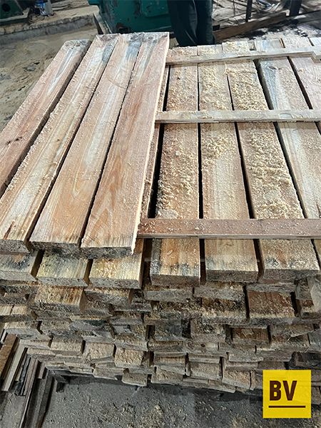 Gỗ keo, thông xẻ VN - Pallet Gỗ BI VI - Công Ty TNHH BI VI