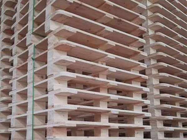 Pallet gỗ kê hàng trong kho - Gỗ Diệp Thị - Công Ty TNHH Diệp Thị