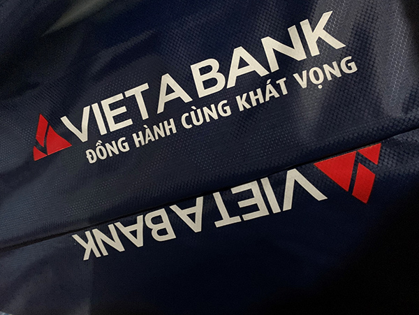 Áo mưa vải dù Việt Á Bank