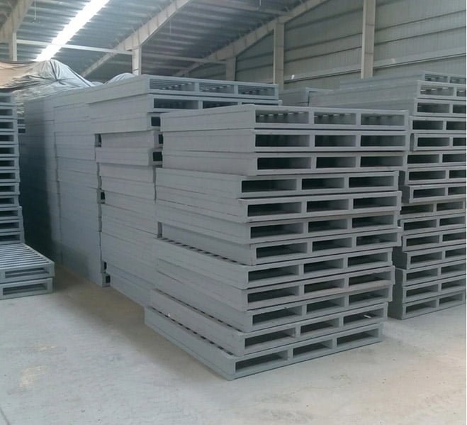 Pallet sắt