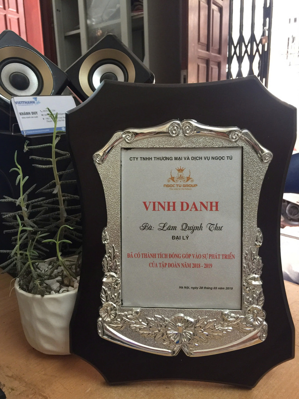 Bảng vinh danh