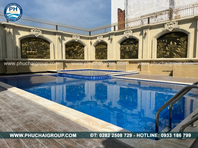 Hồ bơi anh Lan - TP.HCM - Thiết Kế Xây Dựng Hồ Bơi Phúc Hải - Công Ty TNHH Xây Dựng Thương Mại  Kỹ Thuật Phúc Hải