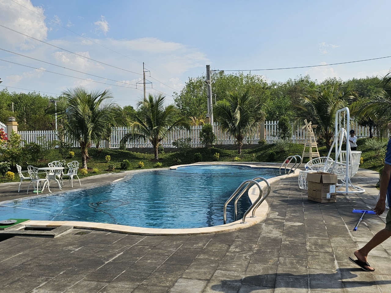 Hồ bơi gia đình - Thiết Kế Xây Dựng Hồ Bơi Phúc Hải - Công Ty TNHH Xây Dựng Thương Mại  Kỹ Thuật Phúc Hải