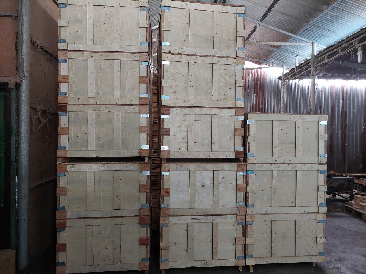 Pallet gỗ