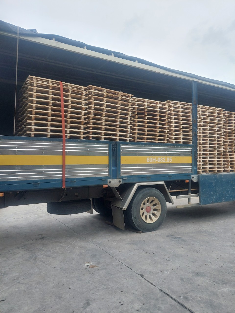 Pallet gỗ - Pallet Gỗ Vũ Khánh Linh - Công Ty TNHH Một Thành Viên Vũ Khánh Linh