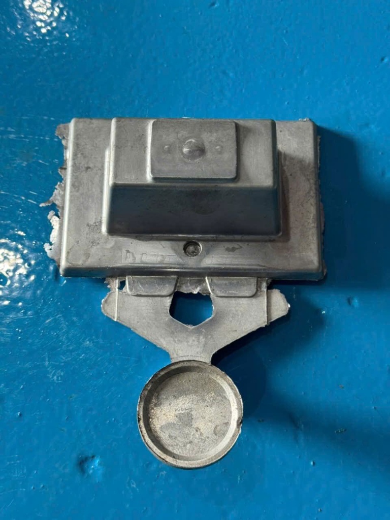 Máy 135 tấn - Công Ty Cổ Phần Đúc Vinh Anh
