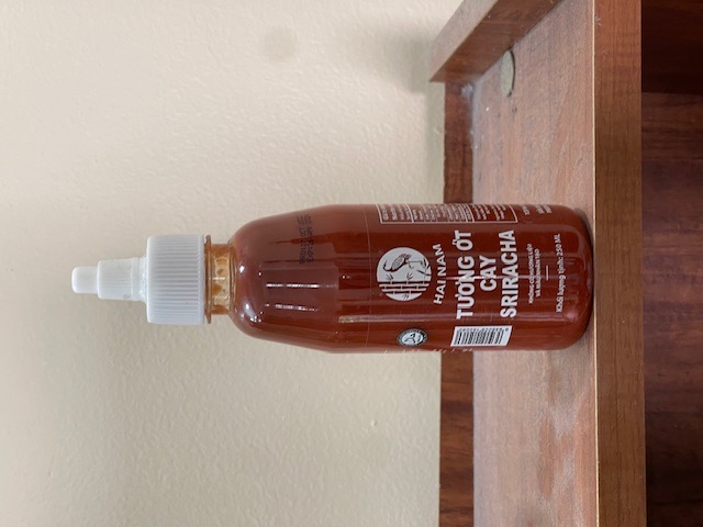 Tương ớt Sriracha 250ml mác con hạc Hải Nam