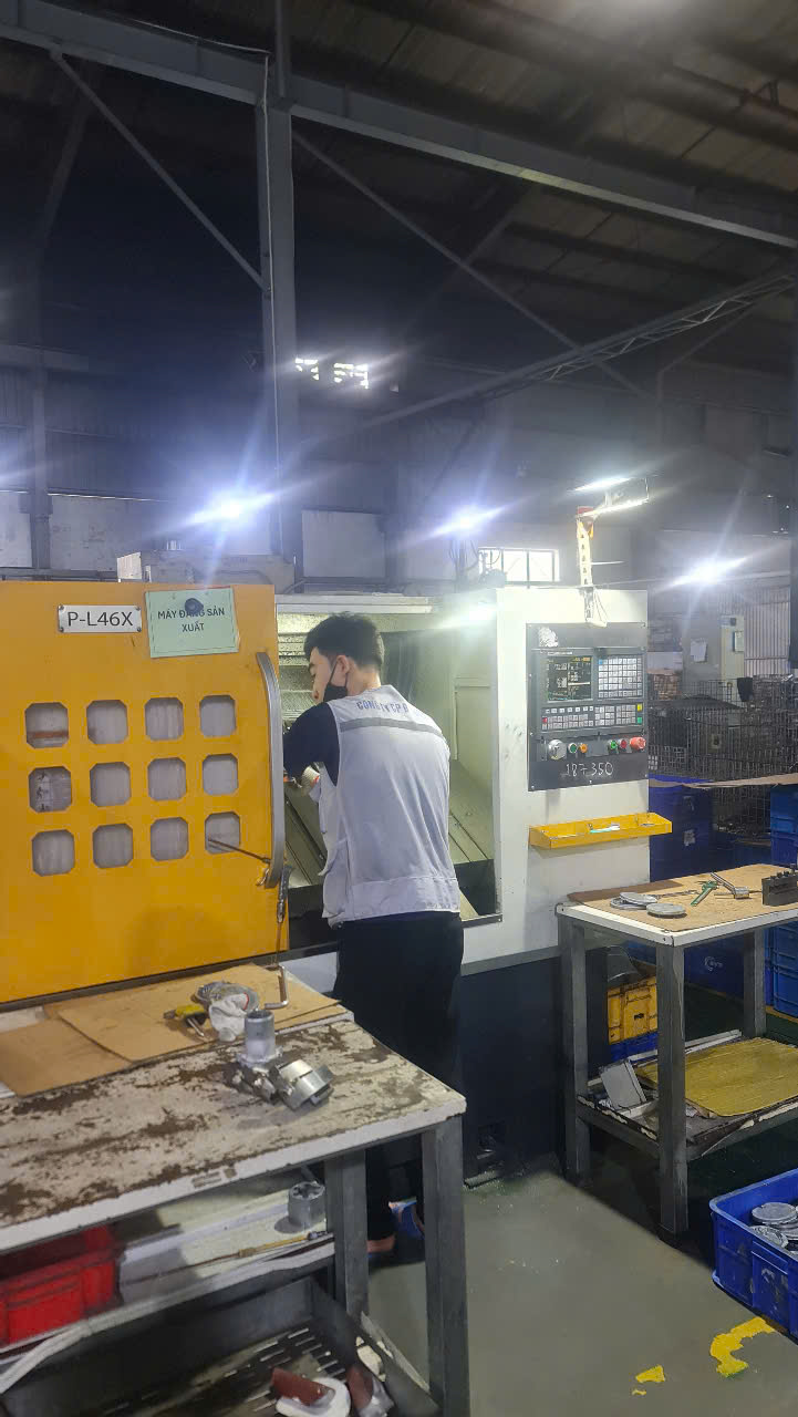 Hệ thống máy tiện - Đúc áp Lực Việt Phát - Công Ty Cổ Phần Đúc Việt Phát