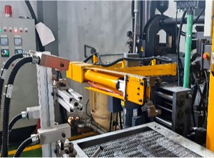Máy LK DDC 400 tấn - Đúc áp Lực Việt Phát - Công Ty Cổ Phần Đúc Việt Phát