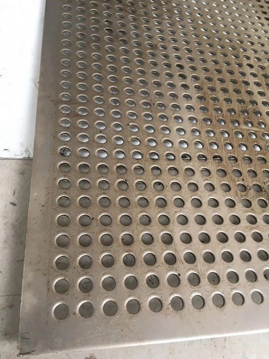 Dịch vụ gia công đột lỗ inox - Inox Cường Thịnh - Công Ty TNHH Inox Công Nghiệp Cường Thịnh