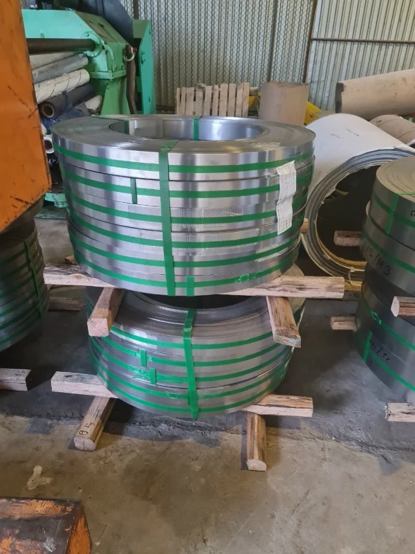 Dịch vụ gia công xẻ cuộn inox - Inox Cường Thịnh - Công Ty TNHH Inox Công Nghiệp Cường Thịnh