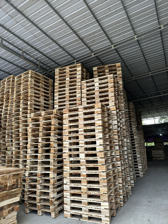 Pallet gỗ - Pallet HVG - Công Ty TNHH Đầu Tư & Sản Xuất HVG