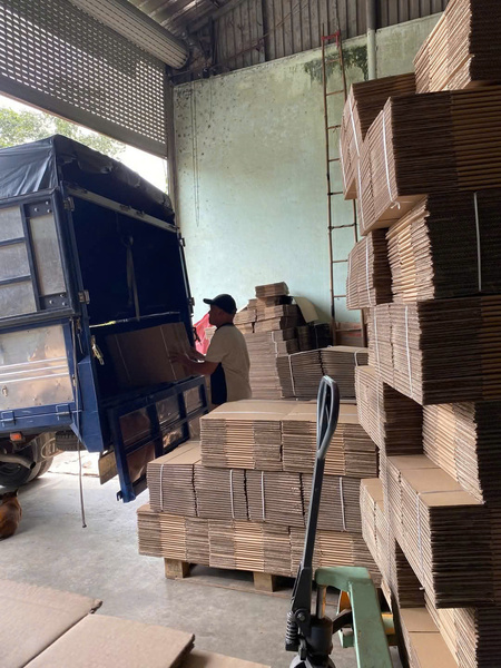 Hình ảnh kho hàng Hoàng Nam Thư - Thùng Carton Hoàng Nam Như - Công Ty TNHH Sản Xuất Thương Mại Hoàng Nam Như