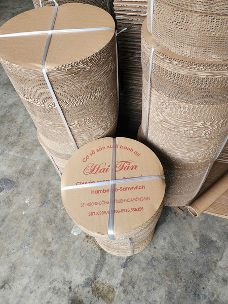 Tấm lót tròn có in - Thùng Carton Hoàng Nam Như - Công Ty TNHH Sản Xuất Thương Mại Hoàng Nam Như