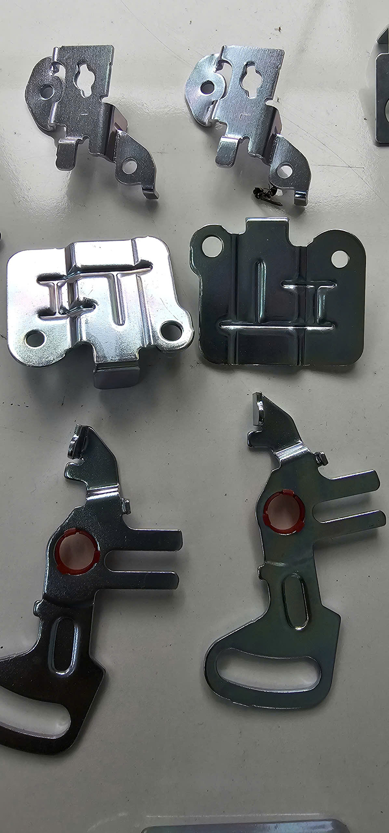 Xi mạ kẽm màu ngũ sắc CR3+