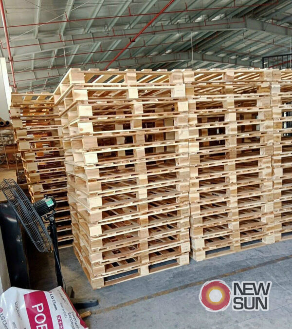 Pallet gỗ - Pallet Mặt Trời Mới - Công Ty TNHH Giao Nhận Kho Vận Mặt Trời Mới