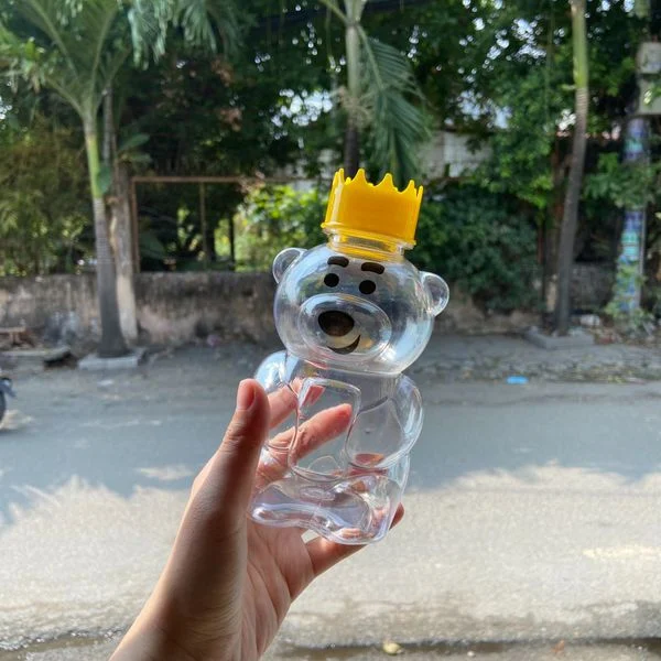 Chai nhựa PET hình gấu dâu 450ml