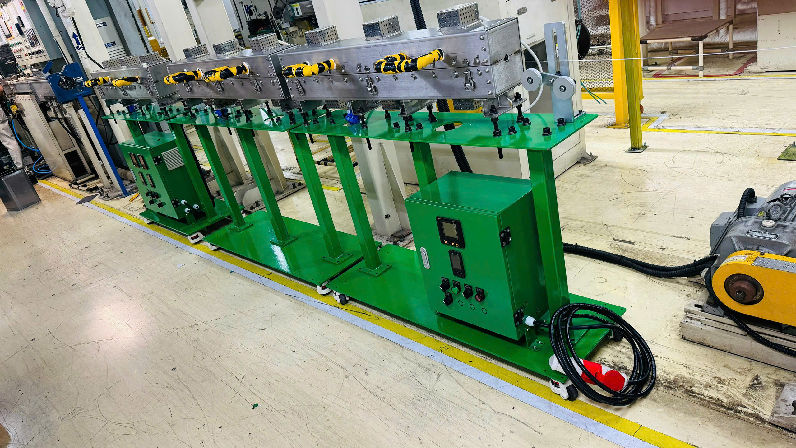 Dây chuyền gia nhiệt dây cáp