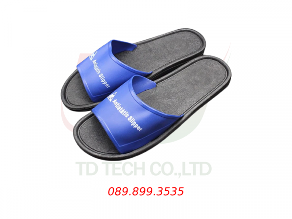 Dép PVC xanh, đen chống tĩnh điện - Thiết Bị Phòng Sạch TD TECH - Công Ty TNHH Sản Xuất Thương Mại Và Công Nghệ TD TECH