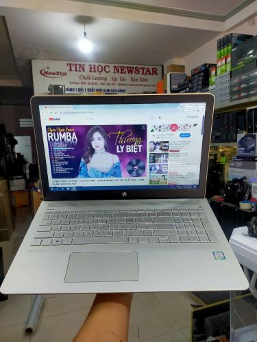 Laptop - Công Ty TNHH Thương Mại Dịch Vụ Tin Học Newstar