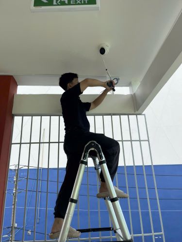 Lắp đặt camera giám sát - Công Ty TNHH Thương Mại Dịch Vụ Tin Học Newstar