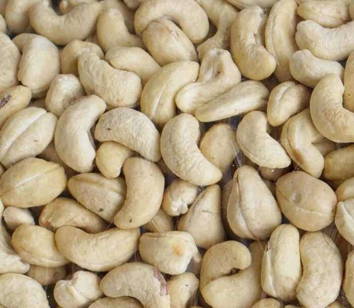 Hạt điều sấy khô