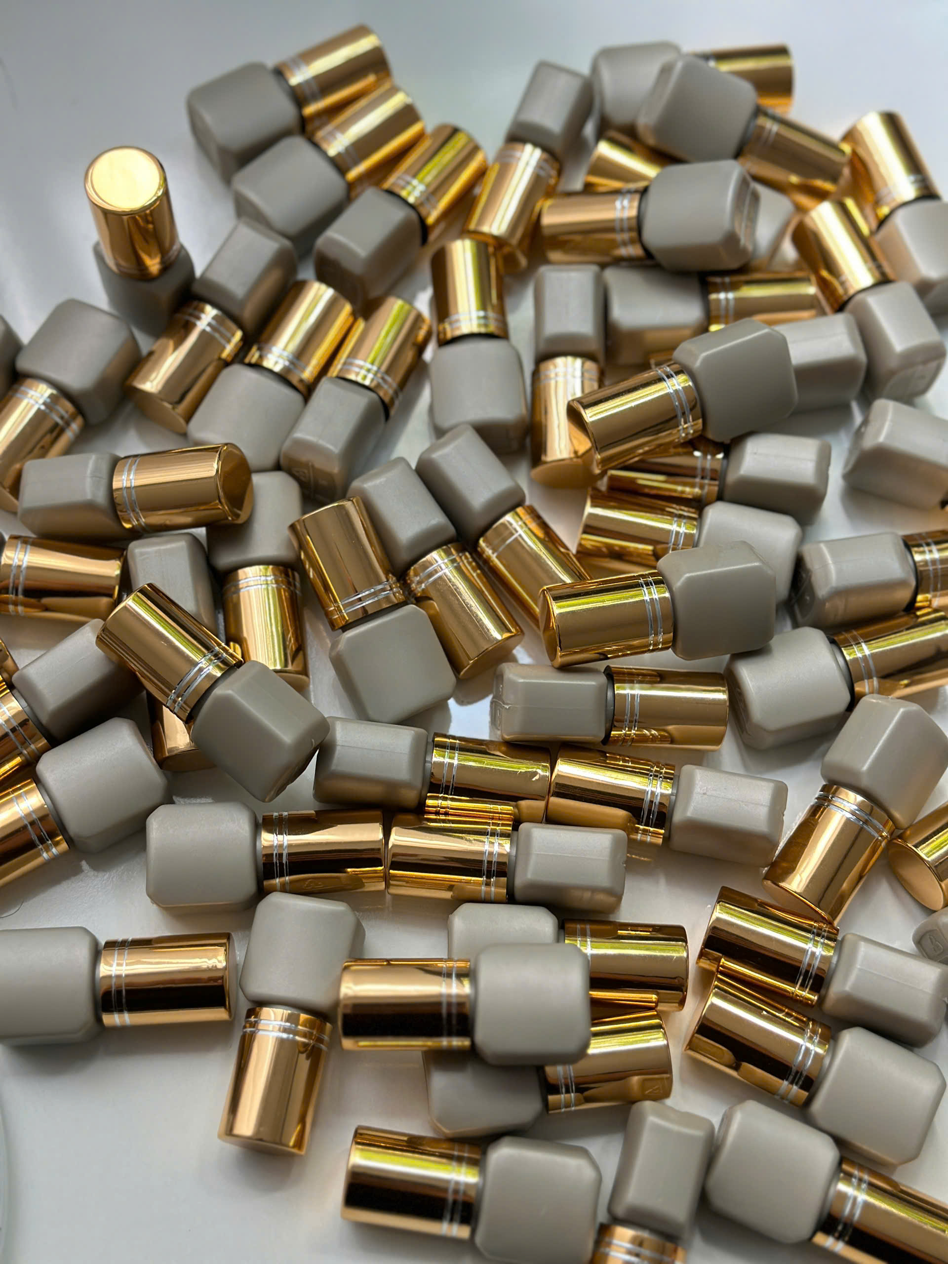 Nguyên vật liệu sản xuất