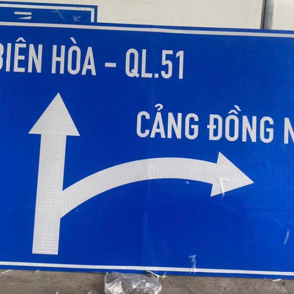 Biển chỉ dẫn - Biển Báo Giao Thông Cường Phát - Công Ty TNHH Đầu Tư Giao Thông Cường Phát