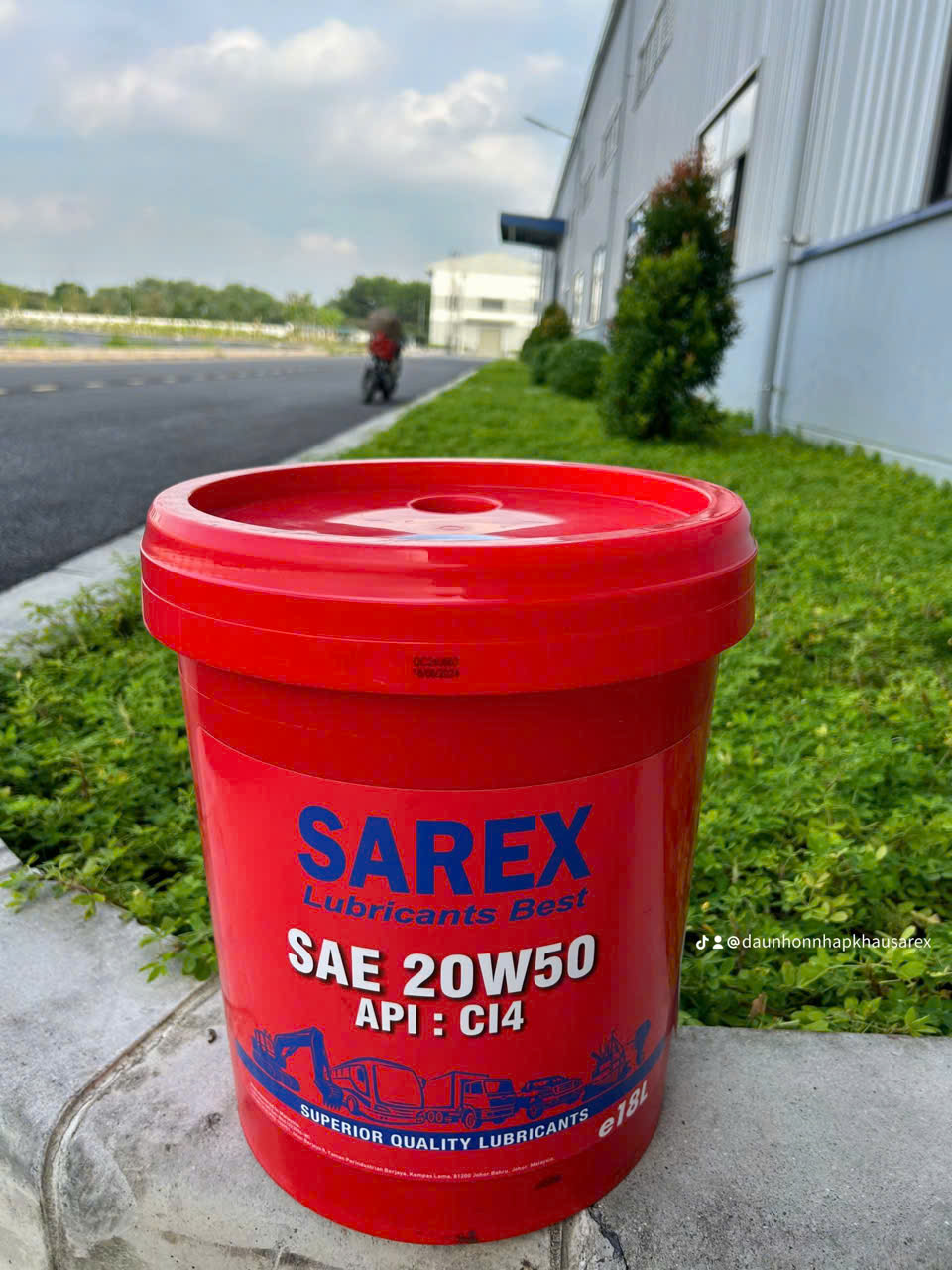 Dầu động cơ Sarex SAE 20W50