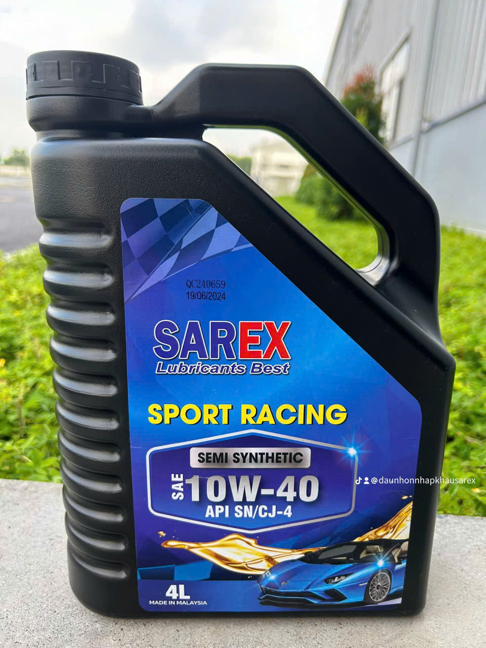 Dầu động cơ Sarex Sport Racing 10W40